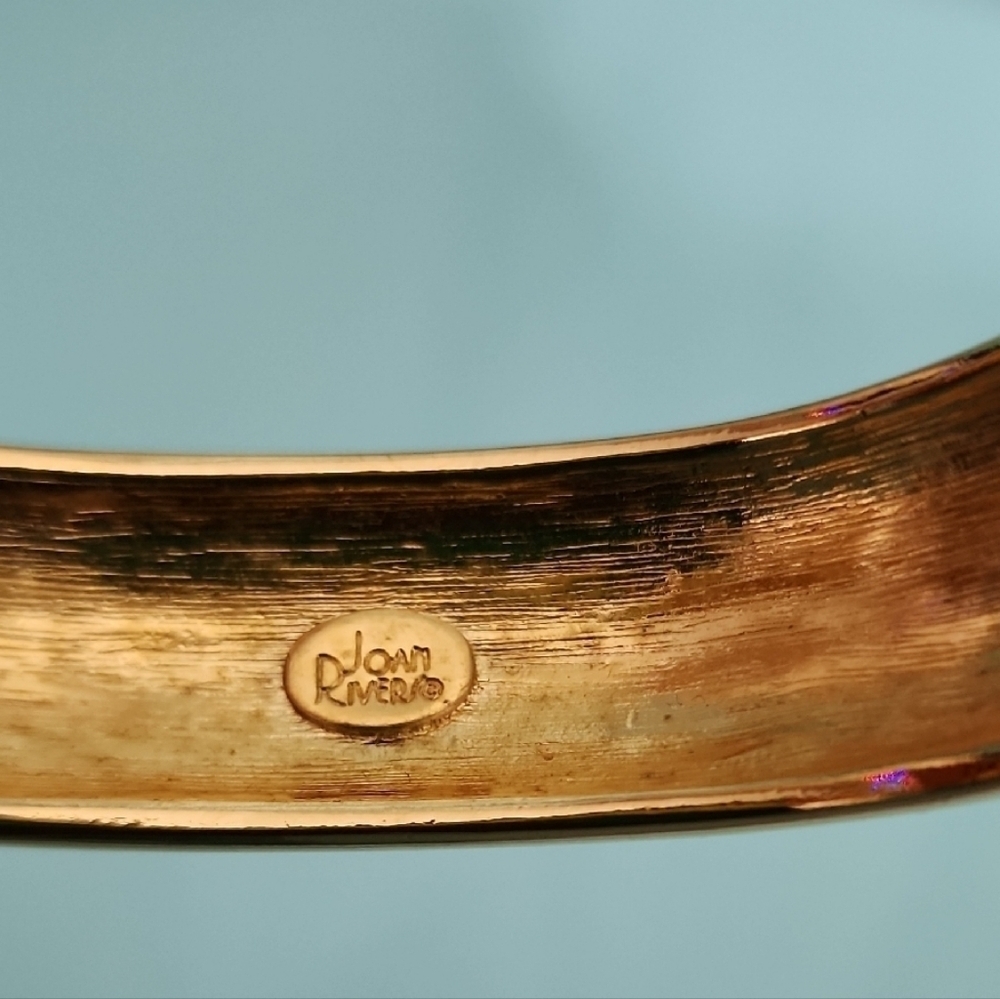 Joan Rivers Bangle Bracelet - Picture 3 of 6